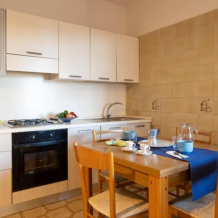 Marine מלון דירות